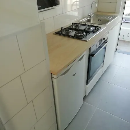 Louis Place Apartamento *